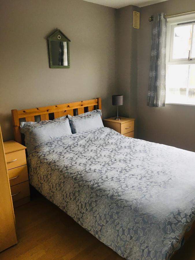 Walsh'S Apartment 2 Westport Bagian luar foto